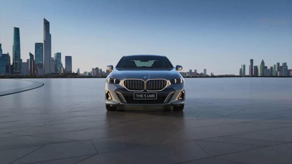 BMW Series 5 Exterior